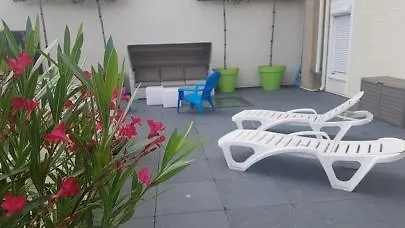 Séjour chez l'habitant Privatise Avec Terrasse Dans Maison De Charme Angevine Angers