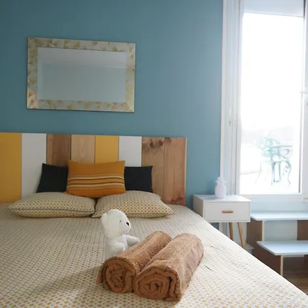 Privatise Avec Terrasse Dans Maison De Charme Angevine * אנז'ה
