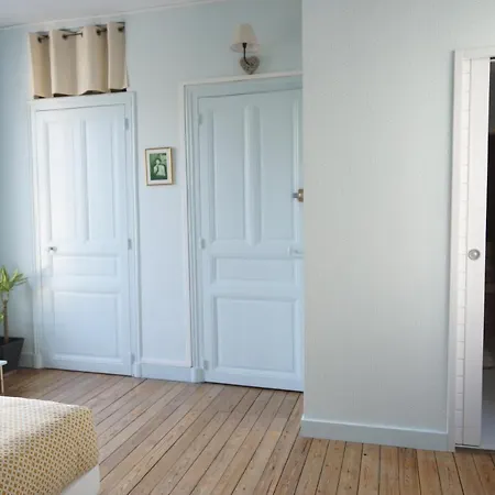 Homestay szállás Privatise Avec Terrasse Dans Maison De Charme Angevine Angers