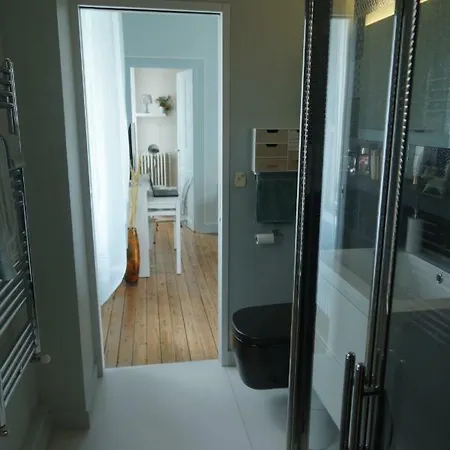 Séjour chez l'habitant Privatise Avec Terrasse Dans Maison De Charme Angevine